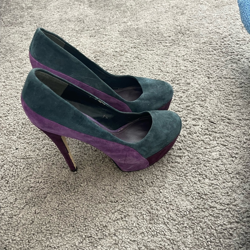 Aldo Stylish Women's Suede Heels - Purple and Gray